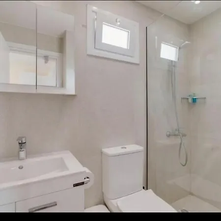 Deluxe - 500m Nissi Beach!